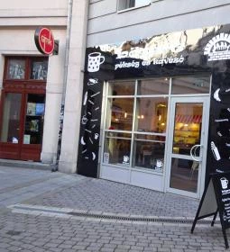 Pöttyös Bögre Bisztró