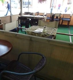 Prága Kávéház & Teázó