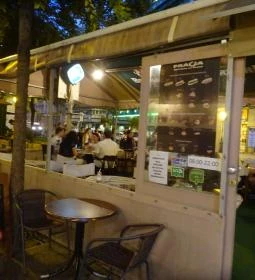 Prága Kávéház & Teázó