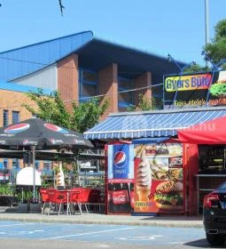 Praktiker Gyors Büfé