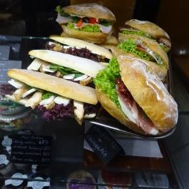 Premier Kultcafé Budapest - Étel/ital