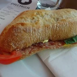 Premier Kultcafé Budapest - Étel/ital