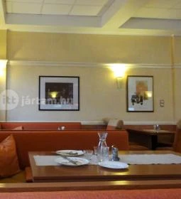 Premium Café & Étterem