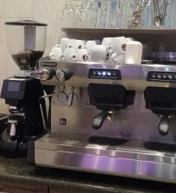 Prémium Hotel Panoráma kávézója