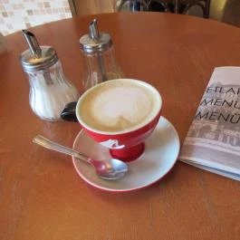 Príma Kávézó Budapest - Étel/ital