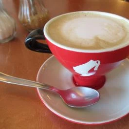 Príma Kávézó Budapest - Étel/ital