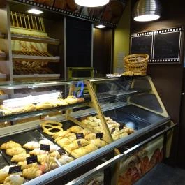 Príma Pék - Cafe & Bakery - Arany János utca Budapest - Étel/ital