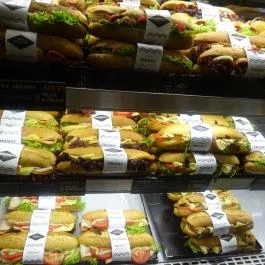 Princess Bakery & Bistro - Keleti Pályaudvar Budapest - Étel/ital