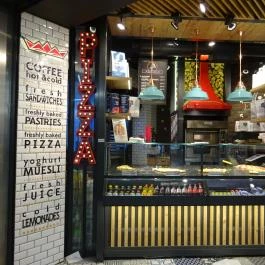 Princess Bakery & Bistro - Keleti Pályaudvar Budapest - Belső