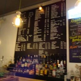 No13 Kávézó & Kultúrkocsma Budapest - Belső