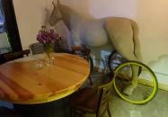 No13 Kávézó & Kultúrkocsma Budapest