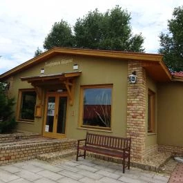 Puchner Kastélyszálló Bikal - Külső kép