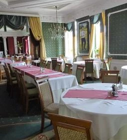 Puchner Kastélyszálló Habsburg Étterem