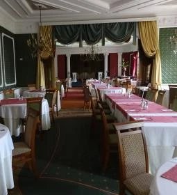 Puchner Kastélyszálló Habsburg Étterem