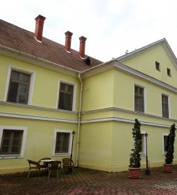 Puchner Kastélyszálló Habsburg Étterem