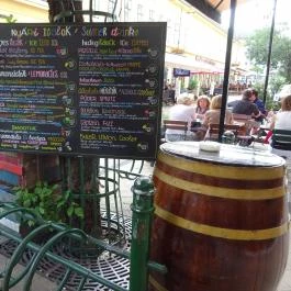 Púder Bárszínház Budapest - Külső kép