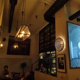 Punk Restaurant Budapest - Belső