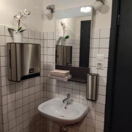 Punk Restaurant Budapest - Mosdó