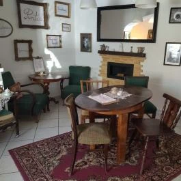 Puritán Kávéház Tata - Belső