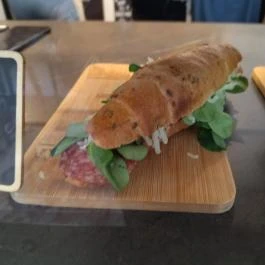 Puritán Kávéház Tata - Étel/ital