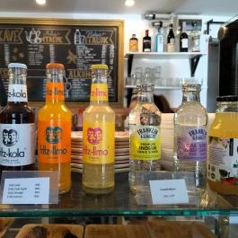 Puritán Kávéház Tata - Étel/ital