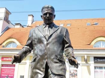 Puskás Ferenc szoborcsoport Budapest