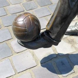 Puskás Ferenc szoborcsoport Budapest - Egyéb