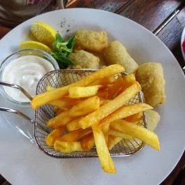 Puskás Sörkert, Fertőrákos - Étel/ital