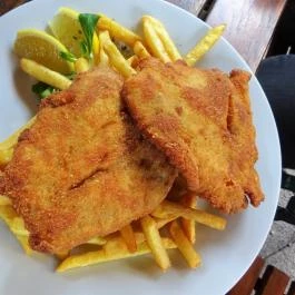 Puskás Sörkert, Fertőrákos - Étel/ital