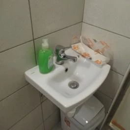 Quán Nón Luxury Budapest - Mosdó