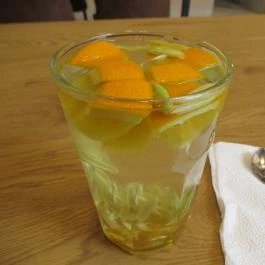 Quán Nón Luxury Budapest - Étel/ital