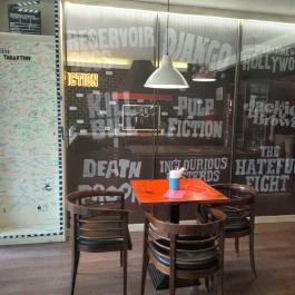 Quentin's Burger Budapest - Belső