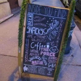 Rabbit Hole Bar & Café Budapest - Egyéb