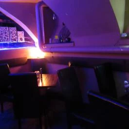 Rabbit Hole Bar & Café Budapest - Belső