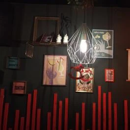 Rabbit Hole Bar & Café Budapest - Belső