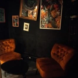 Rabbit Hole Bar & Café Budapest - Belső