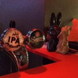 Rabbit Hole Bar & Café Budapest - Étel/ital