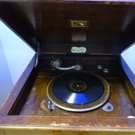 Rádió és TV-történeti Kiállítóhely Budapest - Egyéb