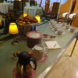 Radisson Blu Béke Hotel Étterme, Budapest - Étel/ital