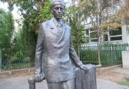 Radnóti Miklós szobra Budapest