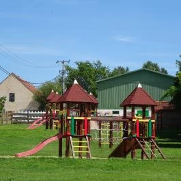 Rádpuszta Csárda & Szabadidő Centrum Balatonlelle - Külső kép