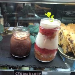 Rajkai Espresso Budapest - Étel/ital