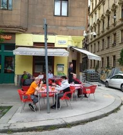 Rákóczi Étterem & Taverna