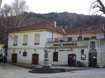 Rákóczi Pince és Udvarház Tokaj