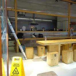 Ramenka, Budapest - Belső