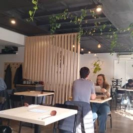 Ramenka, Budapest - Belső