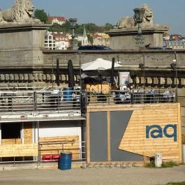 Raqpart Budapest - Külső kép