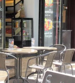 Re-charge Smoothie & Gyümölcsbár