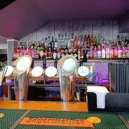 Red Bar, Miskolc - Étel/ital