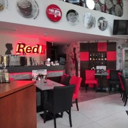 Red N' Cafe & Champagne Bar Budapest - Belső